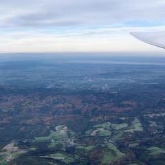 Flugwegposition um 14:11:08: Aufgenommen in der Nähe von Gemeinde Scheiblingkirchen-Thernberg, Österreich in 2364 Meter